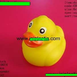 厂家供应搪胶鸭子黄色小鸭pvc鸭子浮水鸭浮水小鸭子玩具塑料鸭