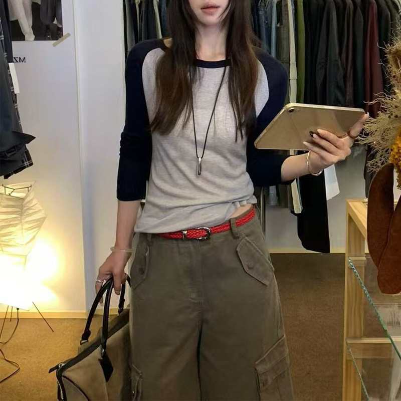 2026 early autumn collection: Korean-style wool blend basic long-sleeve top with color-block sleeves, a must-have for your wardrobe, comfortable and versatile for women 2026 early autumn collection: Korean-style wool blend basic long-sleeve top with color-block sleeves, a must-have for your wardrobe, comfortable and versatile for women
