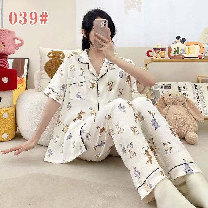Estilo explosivo transfronterizo spot verano pantalones de manga corta cardigan solapa pijamas de dibujos animados lindo nube femenina algodón cómodo servicio a domicilio