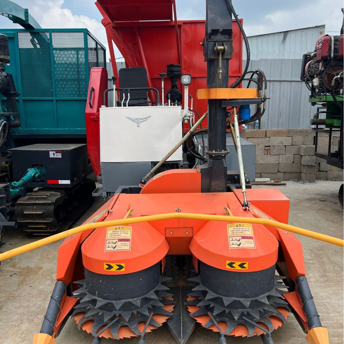 小型青储机履带圆盘青储机秸秆青储收获机玉米秸秆牧草丘陵适用