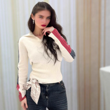 深圳南油高货明星同款半拉链翻领设计红撞色条纹装饰袖子毛衣