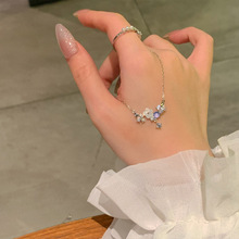 ����Ů���W荻�����Ů���r�к��sС���i����Ʒ������Sֱ�N