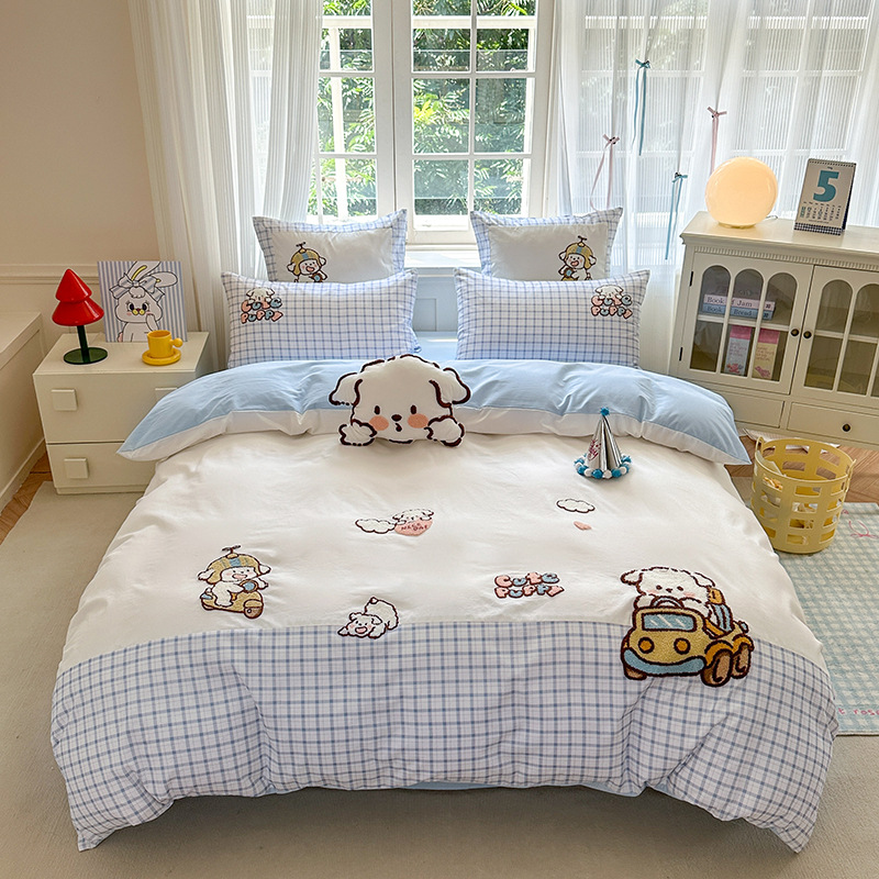 Otoño y invierno para niños 100 algodón molido cuatro piezas de dibujos animados engrosado colcha cálida sábanas de tres piezas