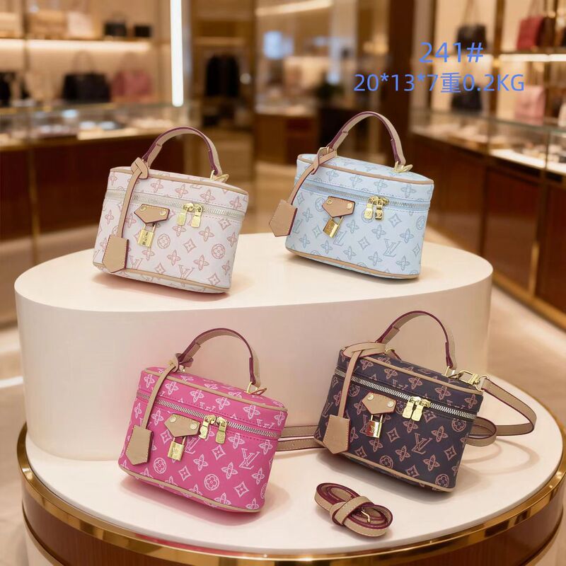 High-End Fashion Handbag for Women 2026 New Retro Print Mobile Phone Small Bag Shoulder Bag Crossbody Bag High-End Fashion Handbag for Women 2026 New Retro Print Mobile Phone Small Bag Shoulder Bag Crossbody Bag