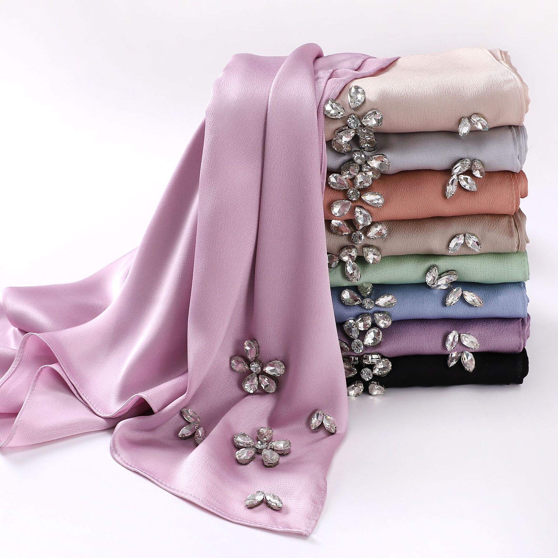 新款高密度珍珠雪纺回族头巾手工镶钻长巾马来纱巾女可代发hijab