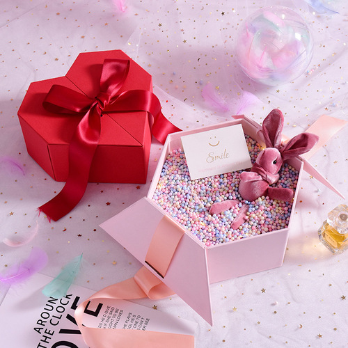 Octagon and Hexagon Maid of Honor Gift Box with Cosmetics, Birthday Lipstick and Candy Packaging Gift Box