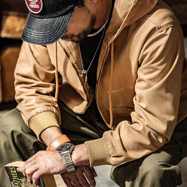 Retro short jacket with hood