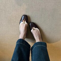 現物金 ~ 2025軟皮ツバキ花アンドロメダメアリー珍靴女性の新しい色の丸い頭の太さと2.5cmの靴