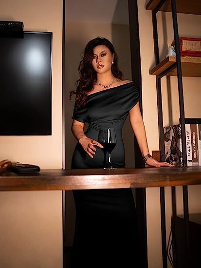 Nuevo tamaño transfronterizo vestido de mujer larga Europa y América elegante temperamento delgado vestido de noche negro