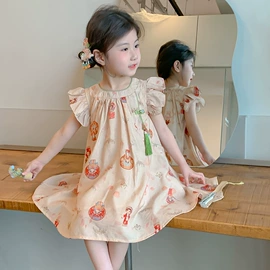 普通外套;童连衣裙;童套装