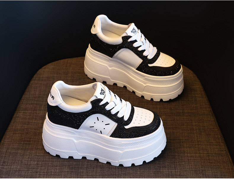 Giày sneaker nữ đế dày độn cao bên trong, phối đá rhinestone trắng thời trang — bạc trắng chi tiết 5