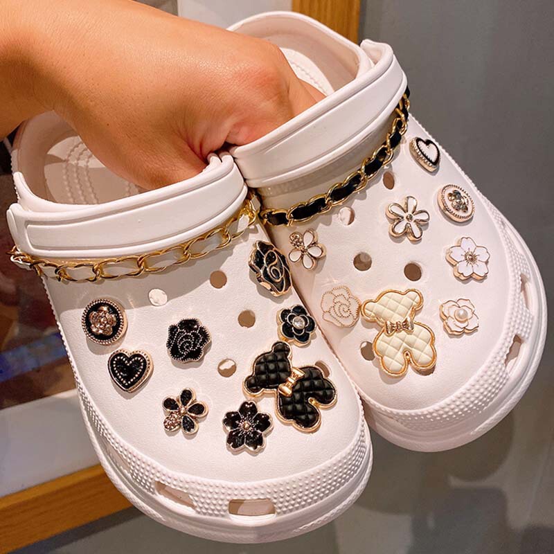 DIY Shoe Buckle Cartoon Cute Sanrio Soft Glue Spiderman Creative Removable Decoration Barbie Fit Hole Shoes