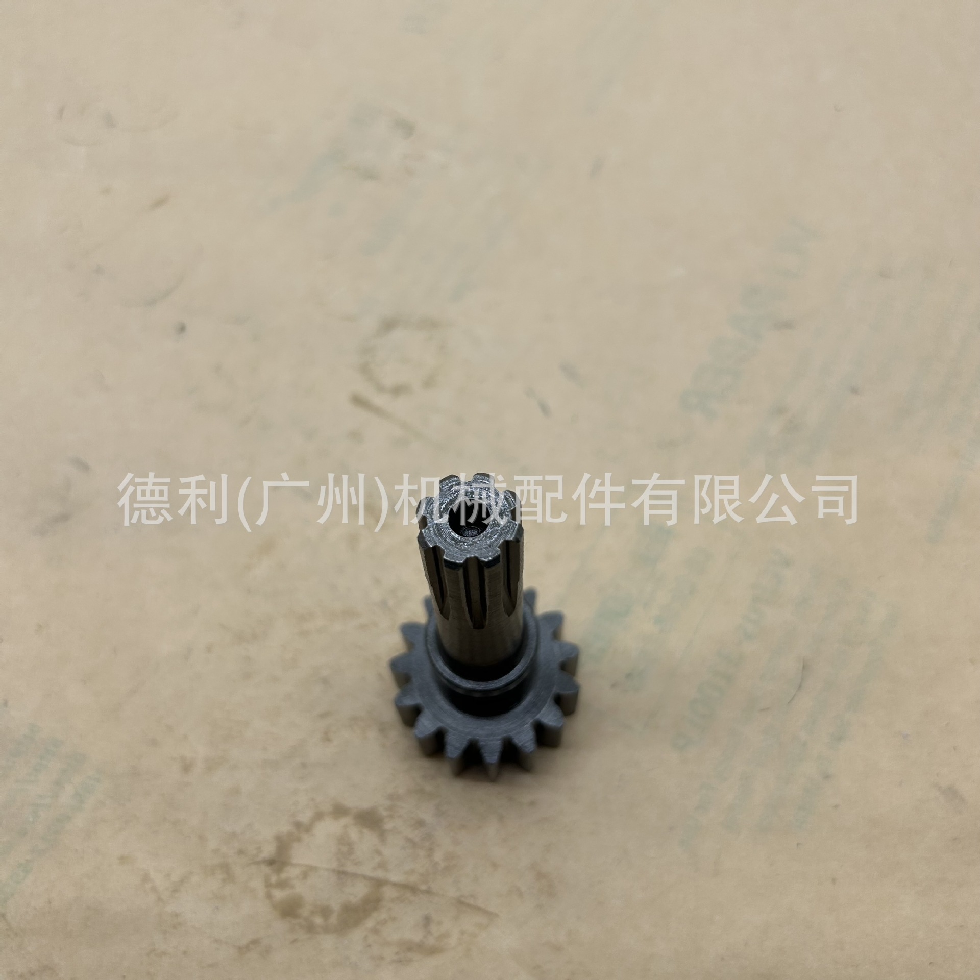 6670126中心轴