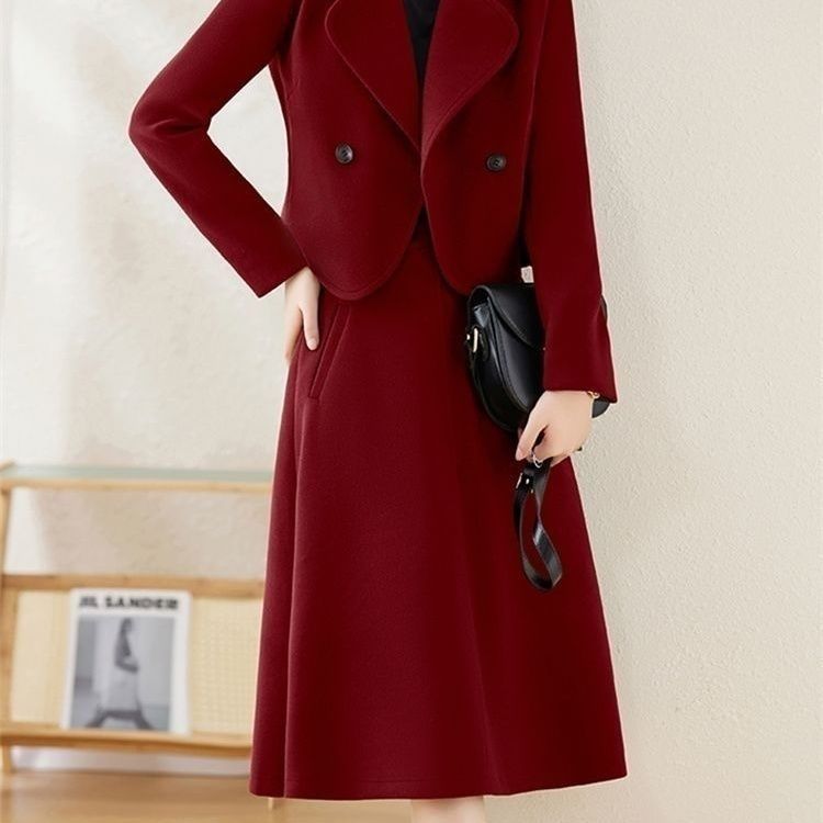 今年流行小香风毛呢外套女半身裙两件套春秋冬新款小个子呢子套装