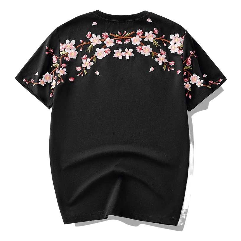 2025 primavera y verano nueva marea nacional marca de moda china suelta flor de ciruelo bordado camiseta de manga corta pareja masculina media manga de verano