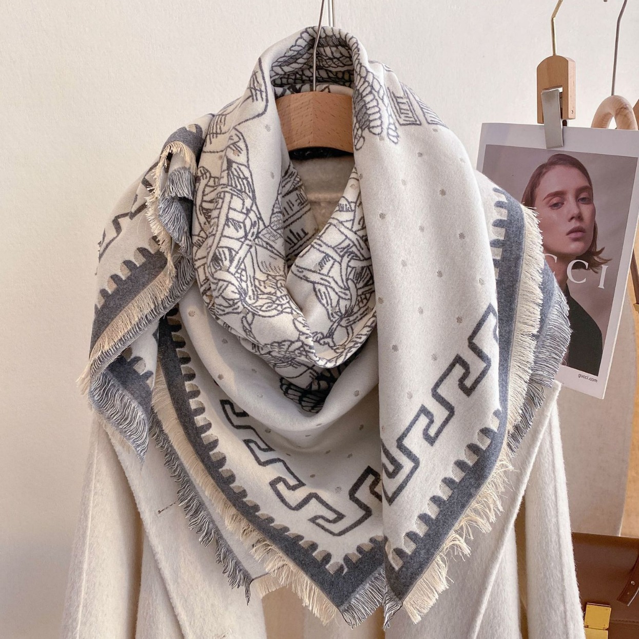 Retro estilo nacional nuevo impresión de moda otoño invierno exterior elegante amplio chal doble cara imitación de cachemira bufandas gruesas para mujeres