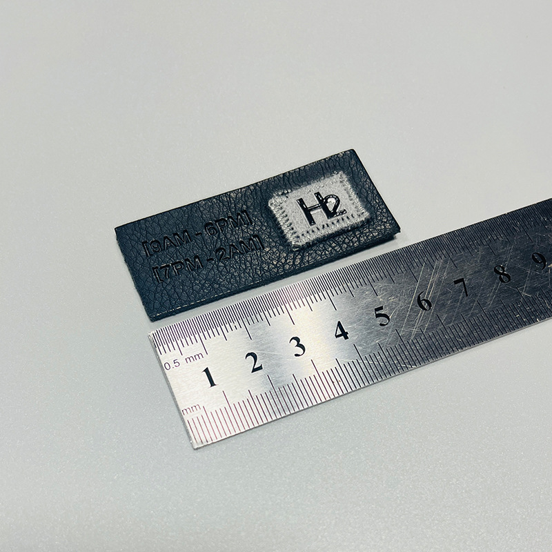 皮标889.jpg