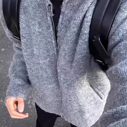 Autumn and Winter Lazy Style Knitwear High-End Cleanfit Knitwear Jacket Leaky Mohair Knitwear Cardigan for Men