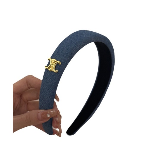 Vintage Retro Denim Hairband with Girl's Smile, Solid Color, Outdoors Fashionable and Simple Hair Accessory