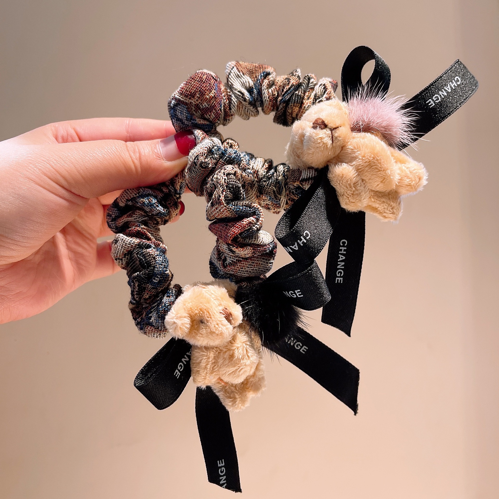 Korean Version Temperament Cute Bear Doll Hair Circle Letter Ribbon Bow Knot Hair Rope Jewelry display picture 4