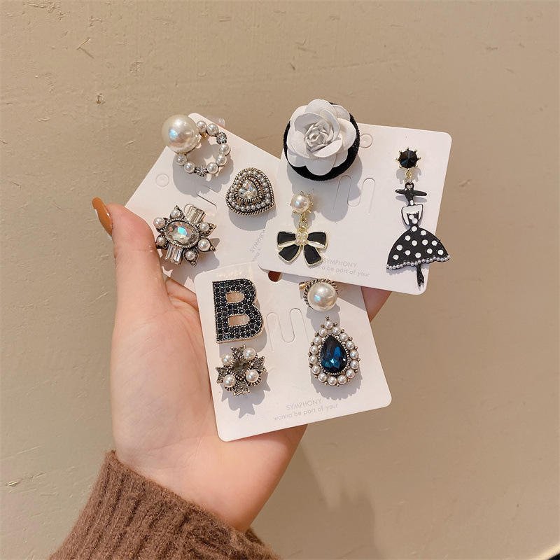 Elegant European and American Retro High-Grade Pin Windbreaker Sweater Fashion Decorative Women's Accessories Wholesale Three-Piece Set