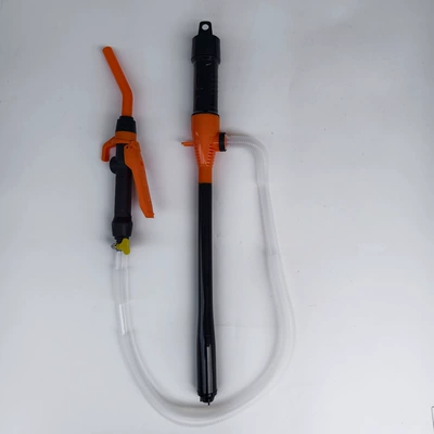 Kempinq və səyahət: battery-powered water pump, used for transferring