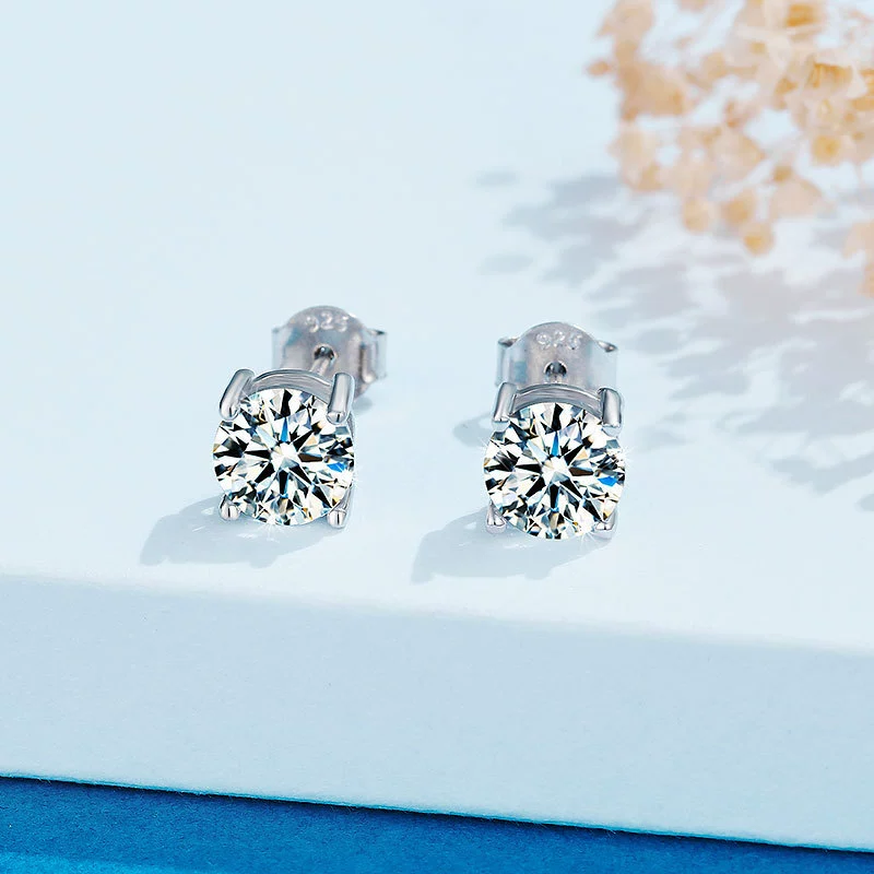Earrings with zircon, silver 925 sample