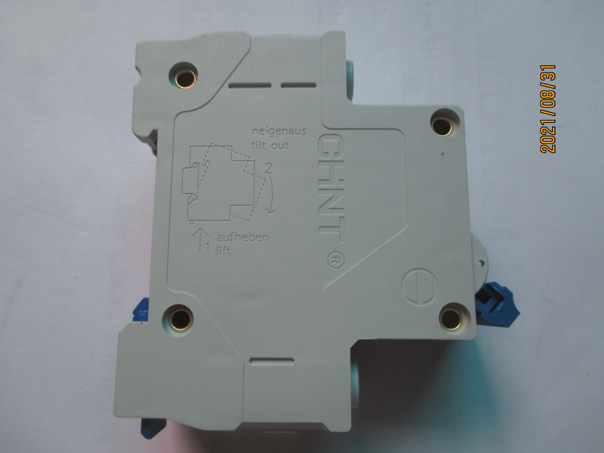 全新正泰断路器DZ47-60 2P C10A