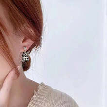 925�yᘐ���С�ܶ���n���|���T��P���ӾW�t���hŮ�r�ж��