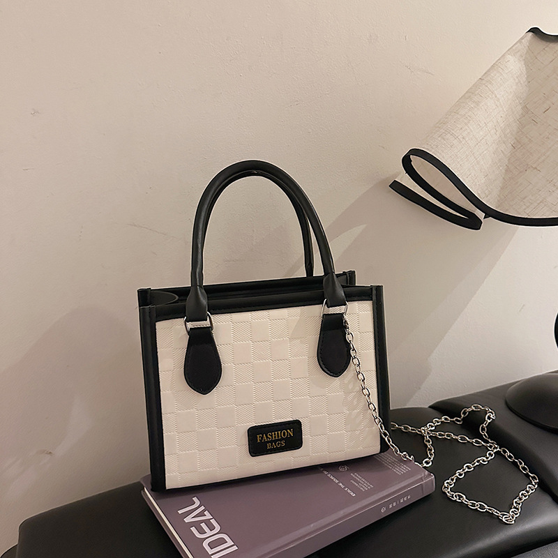 Women's Retro Shoulder Bag High Quality Large Capacity Tote Handbag_voghion.com