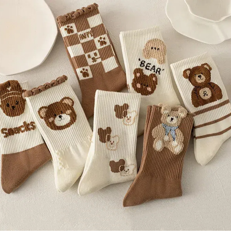 Fashion Skateboard Women Socks Japan Harajuku Style Cartoon Creative Striped Bear Socks Kawaii Print Funny Girl Socks