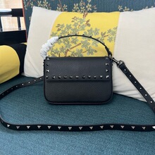 �͹ŕr�п羳�������Ů2024�¿�r�аٴ�����OӋ�μ�б��Ů��