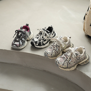 ����؈��ͯ�\��Ь2025�ﶬ��������ͯ�����ϵ�ЬŮͯ�ٴ��ܲ�Ь