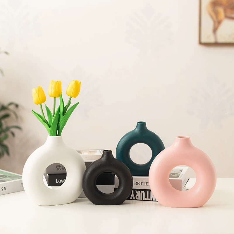 Кросс-борт ceramic vase Творческий донат-ваза в Nordic INS ветер свет роскошный ретро засушенные цветы декоративные украшения
