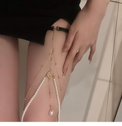 exaggerated simple multi-layer pearl chain leg chain female ins creative personality long body chain jewelry