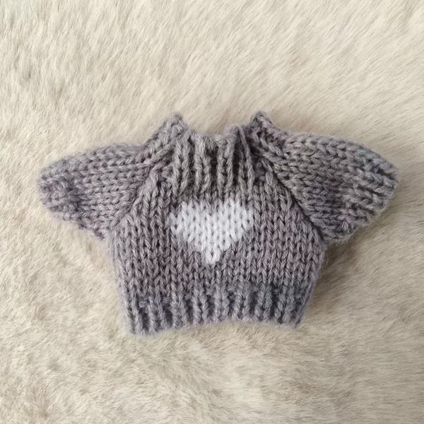 14 cm gray white heart