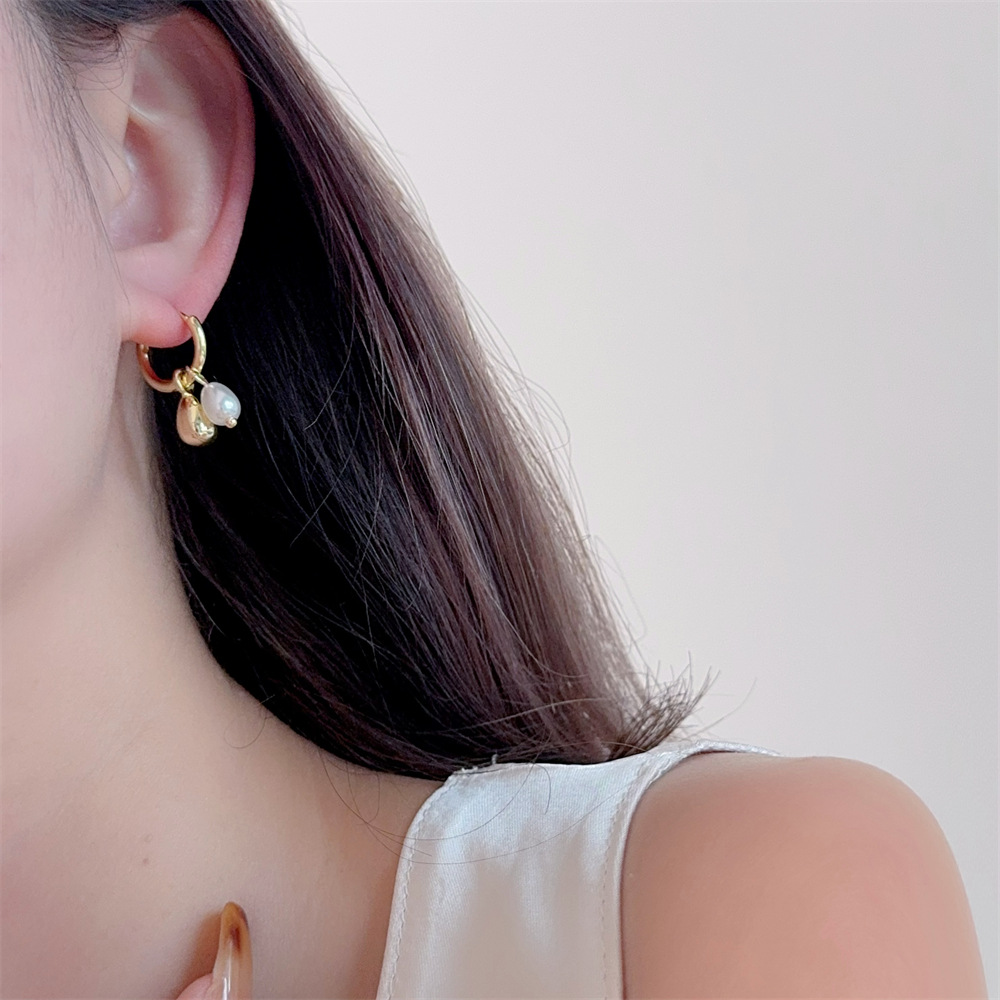 Náušnice s perlovým přívěskem pro ženy elegantní šperk_voghion.com