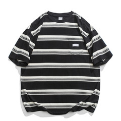 アメリカのレトロなストライプの半袖のtシャツの男性2025年の夏の新型のゆったりした半袖のシャツのファッションのブランドのカップルのTEE
