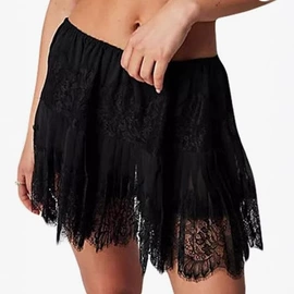 连衣裙;半身裙;女式T恤