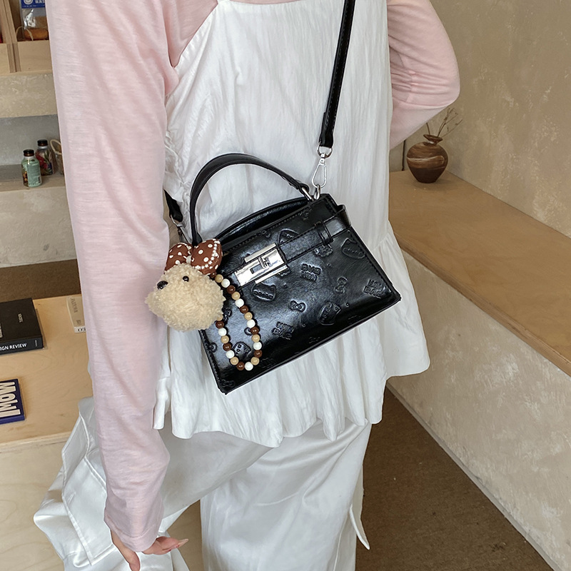Nicho de diseño Kylie bolso para mujeres 2026 nuevo estilo de moda textura sólida simple bolso de hombro coreano diario