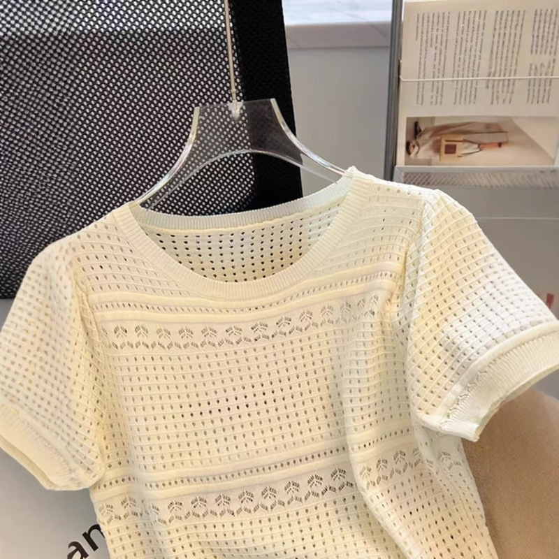 2025 New Summer Short-Sleeved T-Shirt Ice Silk Knitwear Women's Round Neck Small Fragrant Style Cut Out Thin Pullover