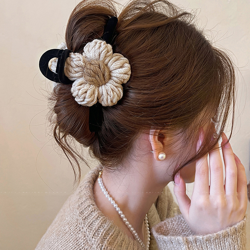 몰려든 검은색 큰 꽃 13cm