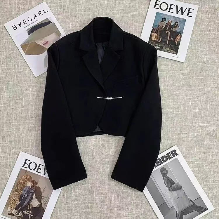 Black Blazer Women's 2025 Spring New Korean Style Casual High-End One-Button Versatile Short Top Black Blazer Women's 2025 Spring New Korean Style Casual High-End One-Button Versatile Short Top