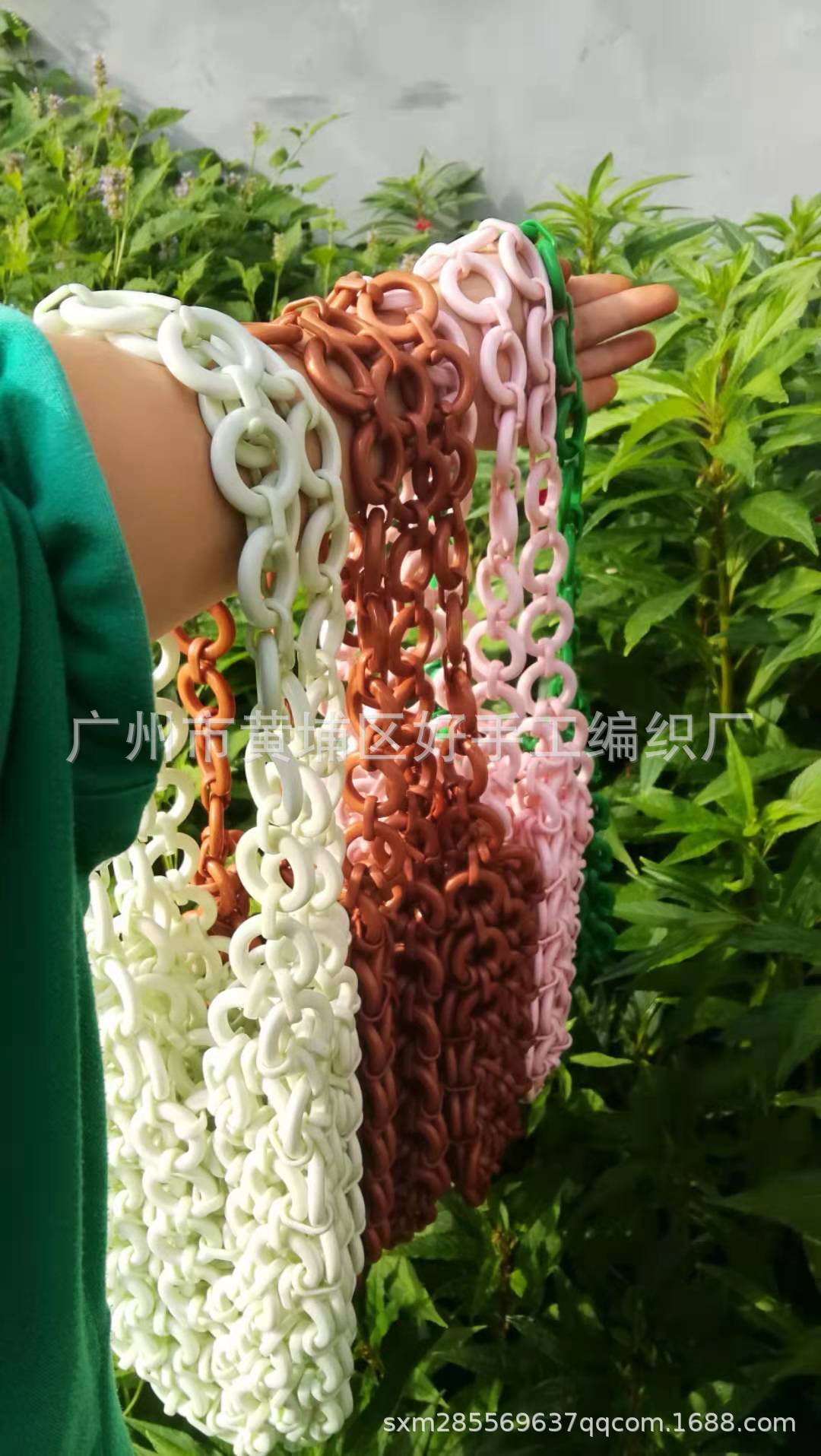 亚克力圆扣包包 手工编织扣扣包 纯手工编织扣扣编织女包