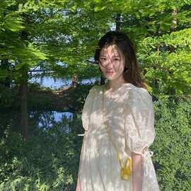 FL2172052年夏新款女冷淡风法式梗桔初恋白色泡泡袖连衣裙子