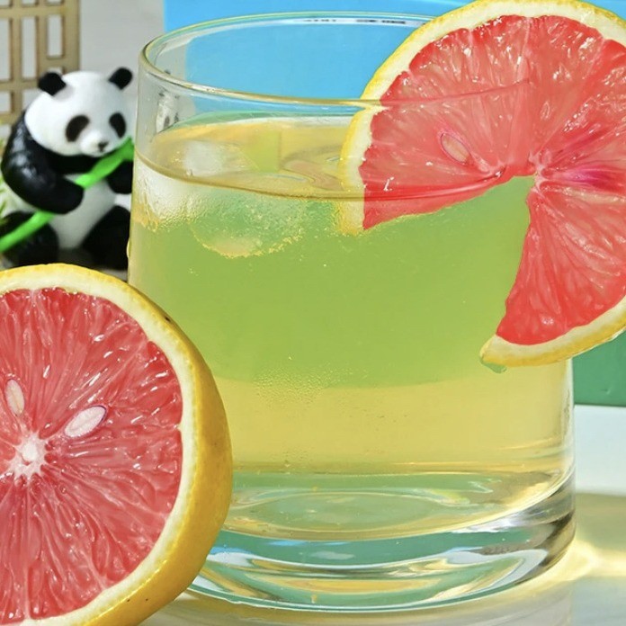 Honeysuckle Pomelo Juice Drink 500ml Bottled Sweet Tangy Fruit Vegetable Blend key features