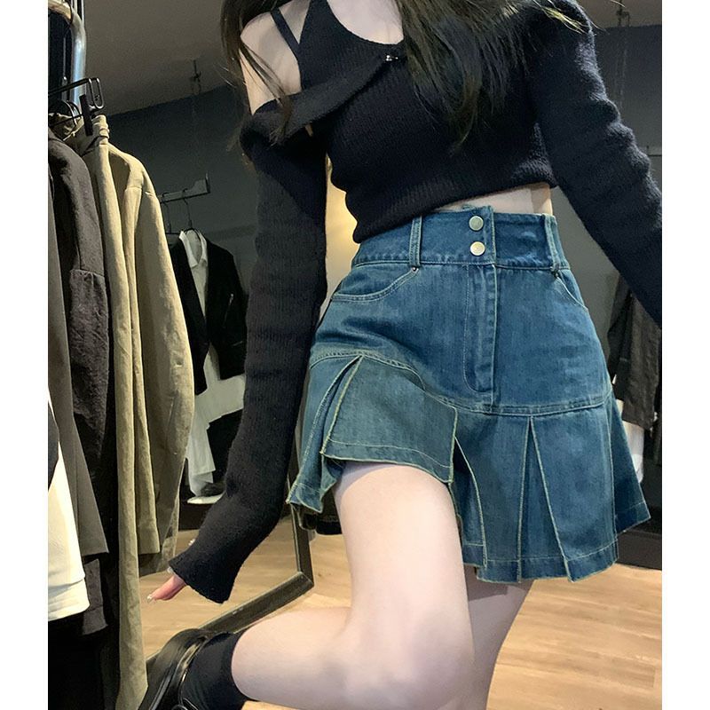 High-Waisted Pleated Denim Skirt for Women in Summer, Small Size Student Belly-Covering Slimming Look Design A-Line Hip-Hugging Short Skirt