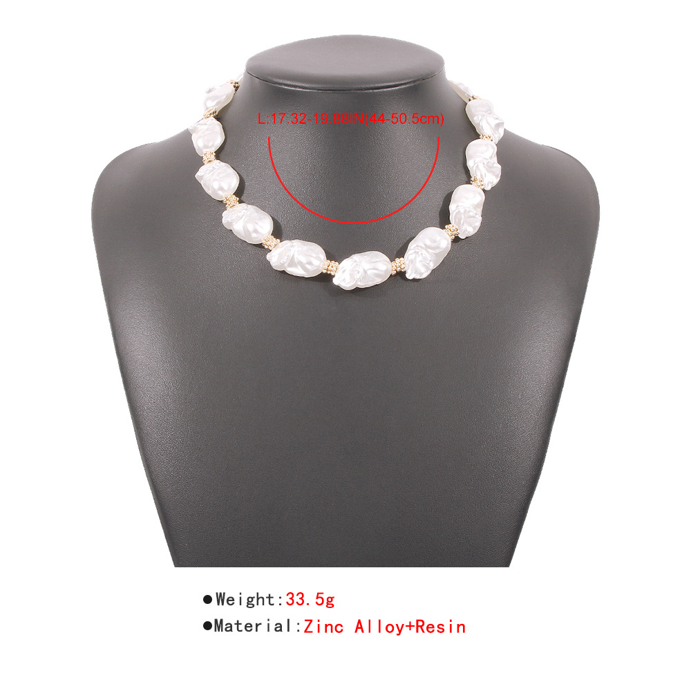 simple irregular geometric pearl necklacepicture5