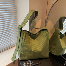 �r���ϰ�ͨ�چμ��2026Ůţ��С�����Ӻ��sб������������ذ�