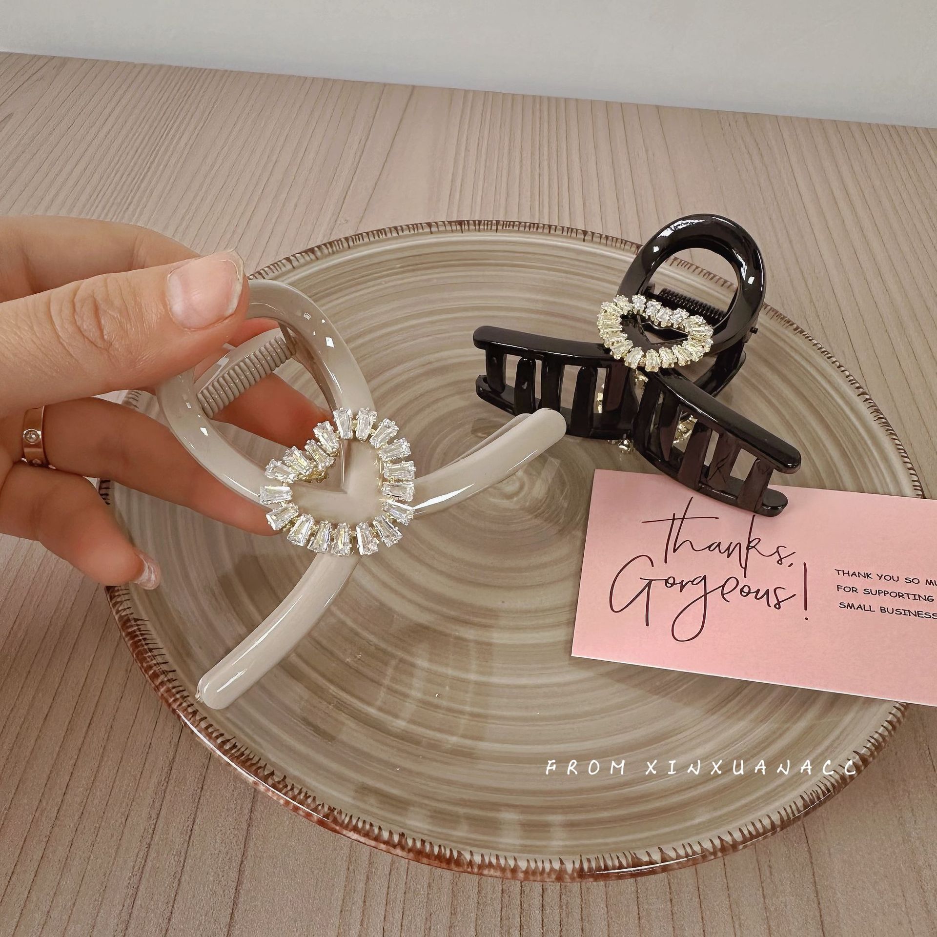 Klassische liebe voller diamant clip shark clip elegante alle-spiel zurück kopf haarnadel haar zubehör faul haarnadel kopfschmuck für frauen_voghion.com